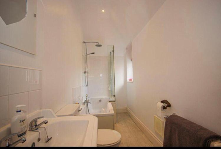 Light And Airy Central Lyme Regis Appartment With Parking Εξωτερικό φωτογραφία